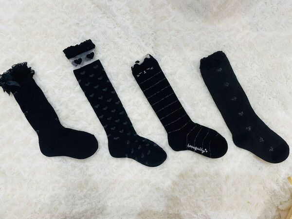 ☆新品 女の子 ハイソックス 4足セット 15-19cm