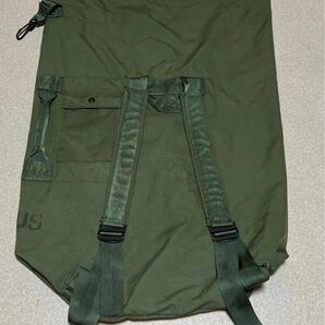 沖縄 米軍実物 ダッフルバッグ 米軍放出品 キャンプ アウトドア BAG シーバッグ リュックミリタリー ダッフルバック 米軍放出品の画像1