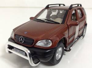 メルセデスベンツ 初代 Mクラス ML320 W163 前期型 1997年式~ 1/43 約11.7cm ホンウェル ダイキャスト ミニカー 送料￥300 未使用品