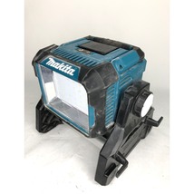 ▼▼ MAKITA マキタ 投光器 ML811 グリーン 本体のみ 傷や汚れあり_画像1