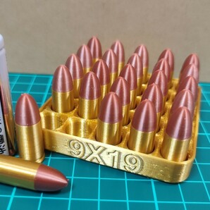 9x19mm Parabellum 弾風 ダミーカート 25個セット【送料無料・トレイおまけ付】H&K SIG S&W ベレッタ ワルサー etc 各社ハンドガンの撮影に