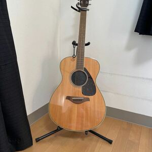 ヤマハアコースティックギター　FS 820