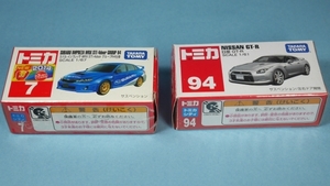 トミカの2台セット「No.94 日産 GT-R」と「No.7 スバル インプレッサ WRX STI 4door グループR4仕様」