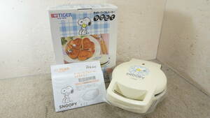 A4505￥1～TIGER/タイガー SNOOPY/スヌーピー ワッフルメーカー ホットサンドメーカー 未使用品