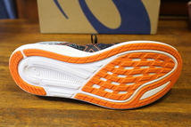 ASICS アシックス EvoRide2 エボライド2 ランニングシューズ メンズ 28.0cm BLACK/MARIGOLD ORANGE_画像4