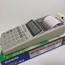 CASIO カシオ プリンター電卓 HR-8TE 美品 予備ロール付き_画像5