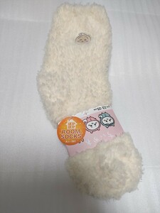 Avail ちいかわ うさぎ ルームソックス 23-25cm