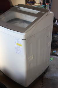 新品未使用品　2022年製10.0kg タテ型洗濯乾燥機 AQW-TW10N（訳アリ　引き取り限定　送り不可