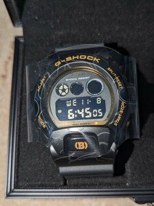 A BATHING APE 30周年コラボG-SHOCK GM-6900BAPE-1