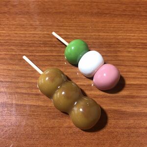 〈送料無料〉箸置き だんご 三色団子 だんご3兄弟 串団子 みたらし団子 和菓子 箸置 はしおき オブジェ