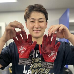 【直筆サイン】オリックス・バファローズ 紅林 弘太郎選手 バッティンググローブB #ダンロップフェニックスチャリティ23