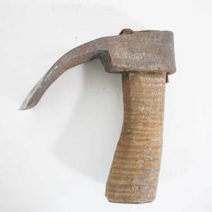 【A7848】　臼彫り ちょうな 釿 手斧 ちょんな 刃物 鍛冶 本職 職人 宮大工 大工道具 古民具