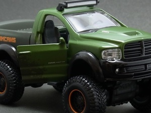 ☆日曜夜☆未開封新品☆DODGE RAM SRT-10☆4X4 REBELS☆MAISTO☆4.5INC