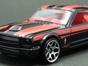 ☆☆日曜夜☆未開封新品☆(1965) FORD MUSTANG (2+2) FASTBACK☆HOT WHEELS