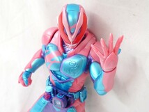 1000円スタート フィギュア 6点 仮面ライダー ゼロワン/セイバー/リバイ/ジオウ/けいおん!! 中野梓/まどかまぎか 鹿目まどか 10 HH30010_画像7