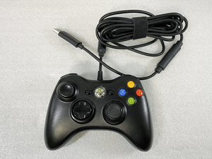 ■ 中古 Microsoft純正 Xbox 360 有線 コントローラー ゲームパッド ※すべり止め劣化あり