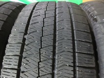 2017年製 ブリヂストン ブリザック BRIDGESTONE BLIZZAK VRX2 205/55R16 4本 No.4269C スタッドレス 冬用 雪 氷 冬タイヤ 60～70％残溝_画像6