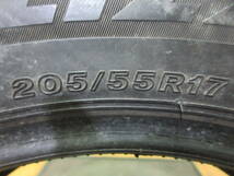 2021年製 ブリヂストン ブリザック BRIDGESTONE BLIZZAK VRX3 205/55R17 1本 No.4338G スタッドレスタイヤ 冬用 雪 氷 冬タイヤ 80残溝_画像5