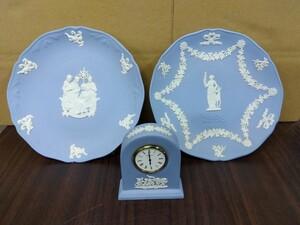 WEDGWOOD ウェッジウッド 1998年イヤープレート2枚　ジャスパーグリシャンクロックセット　八王子引き取りOK1131