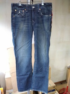 【未使用品】TRUE RELIGION デニムパンツ　八王子引き取りOK11107