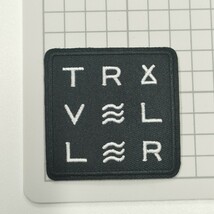 C-12【 アイロンワッペン 】 トラベラー traveler モノトーン アウトドア patch パッチ ワッペン アイロンワッペン 【 刺繍ワッペン 】_画像2