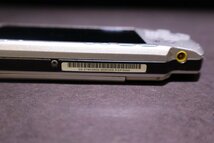 E716【ジャンク品】PSP-3000 本体のみ キングダムハーツ バッテリー欠品_画像7