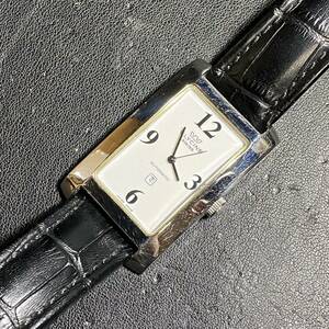 A-53 / GLYCINE　グリシン　スクエア　自動巻腕時計　3809　25JEWELS　稼働品