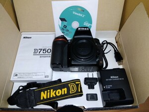 ニコン Nikon D750 ボディ（付属品全て有り、シャッター数：9,203）