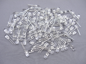 5mm 加工用　砲弾LED　18000mcd－20000mcd　レッド（赤）500発．