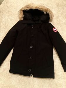 新品タグ付き★CANADA GOOSE Chateau Parka シャトーパーカーサイズMブラック日本正規品★送料無料ロンハーマンRHC. BEMS.ザザビー