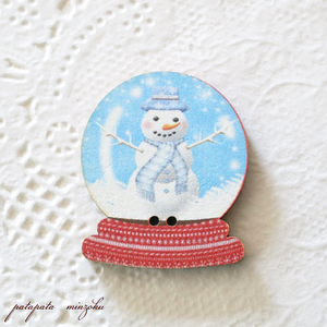 スノードーム・雪だるま フランス 製 木製ボタン アトリエ ボヌール ドゥ ジュール クリスマス 小物 手芸 ボタン 雑貨