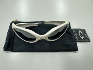 送料込 激レア品 90s OAKLEYオークリーTRENCH COATトレンチコート Pearl/Black 白ホワイト/ブラックミラー VINTAGE USA製サングラス