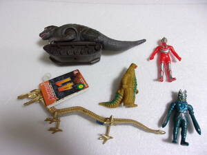 ジャンク ウルトラ怪獣ソフビ 5個 セット 現状品 / 恐竜戦車 ナース レッドキング バルタン星人 ゾフィー