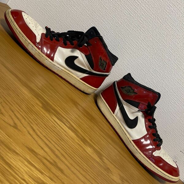 【30cm】NIKE Air Jordan 1 Chicago Mid patent ナイキ　エアージョーダン1 JORDAN スニーカー AIR バッシュ　ビンテージ　スラムダンク