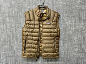 パタゴニア patagonia ダウンベストDOWN SWEATER ブラウン　xs