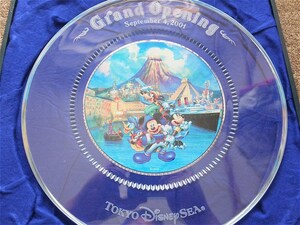 ■東京ディズニーシー　グランドオープン時　開業記念　飾り皿　プレート　レア　２００１年　非売品