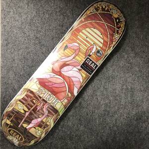 REAL skateboard（リアル　スケートボード）ザイオン・ライト８.２８★ステンドグラス調（エンボス加工）☆新品未使用☆デザイン抜群☆人気