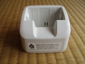 ◇docomo◇ガラケー◇卓上ホルダF49◇使用品◇