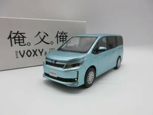 1/30 トヨタ ヴォクシー ハイブリッド　80系 VOXY カラーサンプル 非売品 ミニカー　オーシャンミントメタリック