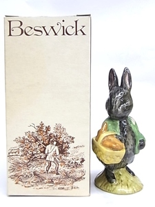 e10806　英国　BESWICK　BEATRIX POTER'S　ベスウィック　フィギュリン　陶器人形　Little Black Rabbit　1977年　(26)