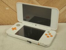 ☆【1F1116-2】 Nintendo ニンテンドー ニンテンドー2DS LL JAN-001 カラー ホワイト×オレンジ 現状品_画像1