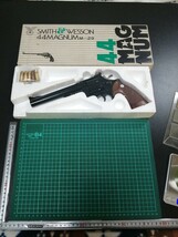 G13　モデルガン コクサイ　44マグナム　S&W カートリッジ付き　インサート 横　簡易動作確認 　重さ　584g　ジャンク品扱い_画像1