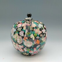 【旭】在銘　粉彩草花紋急須　ティーポット　高14.5cm,幅23cm×13.5cm,575ｇ_画像2