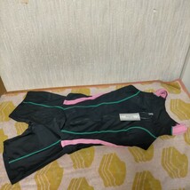 レディース 競泳水着 フィットネス 水着 セパレート 袖なし ピンク ブラック 系 XLサイズ_画像1
