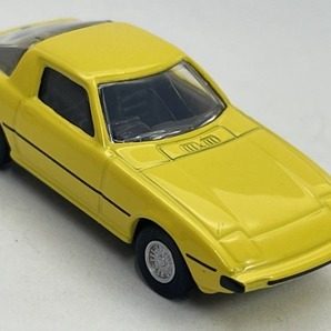 ■★サークルＫサンクス MAZDA（マツダ） ミニカーコレクション SAVANNA RX-7 early ver. (SA22C)（1/100）（イエロー/KYOSHO）の画像3