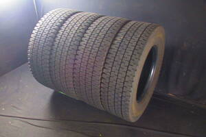 2022年製 10㎜Up!! DUNLOP DECTES SP001 スタッドレス 265/70R19.5 140/138J タイヤ4本SET!! 条件付き送料無料!!