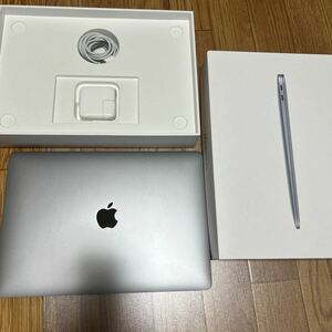 MacBook Air M1 8g 13.3インチ　256g 2020 Apple アップル マック mac book 99%