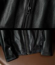 大好評☆牛革ライダースジャケット メンズファッション 革ジャン シンプル レザージャケット オートバイの防風コート_画像5