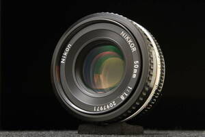 光学系綺麗 Ai Nikkor 50mm F1.8s 外観すごく綺麗