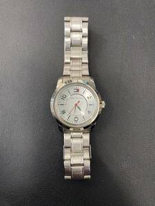 トミーヒルフィガー クオーツ メンズ腕時計 シルバー文字盤 デイト　電池切れ不動　リューズ確認済　GSK110110
